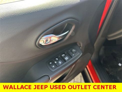 Used 2019 Jeep Cherokee Trailhawk w/ Trailer Tow Group image 20