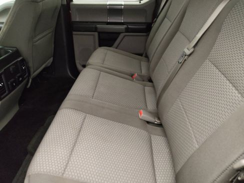 Used 2017 Ford F150 XLT w/ Equipment Group 302A Luxury AWD/4WD image 18