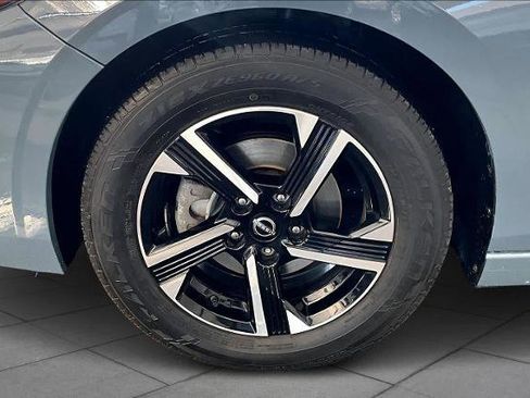 Certified 2024 Nissan Sentra SV image 11