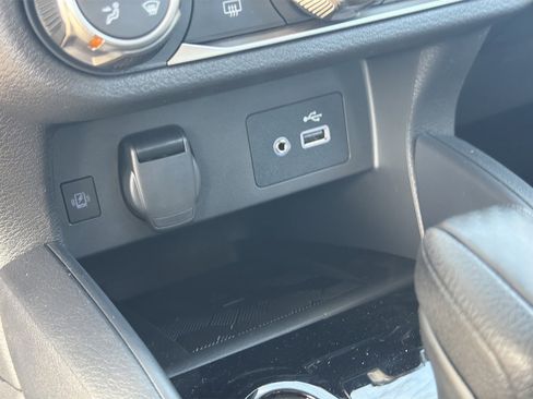 New 2025 Nissan Versa SV w/ Trunk Package image 26