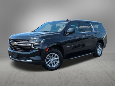 Used 2022 Chevrolet Suburban LT image 1