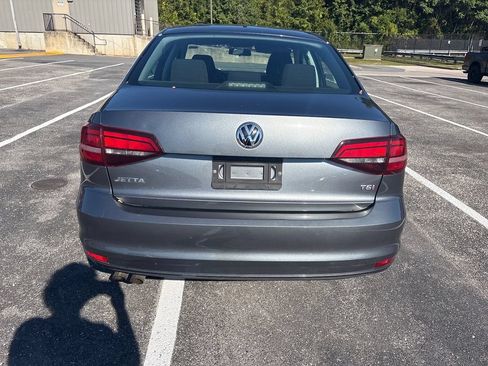 Used 2017 Volkswagen Jetta S FWD image 5