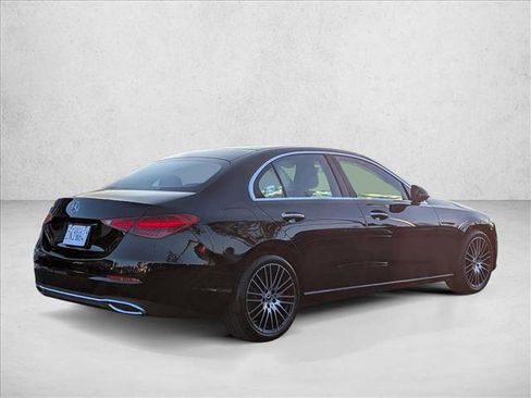 Used 2025 Mercedes-Benz C 300 Sedan image 5