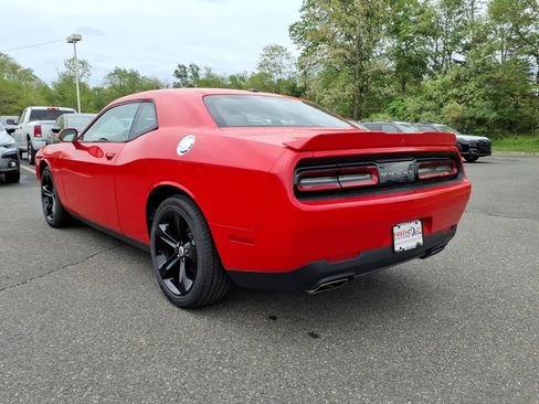 Used 2018 Dodge Challenger R/T RWD image 20