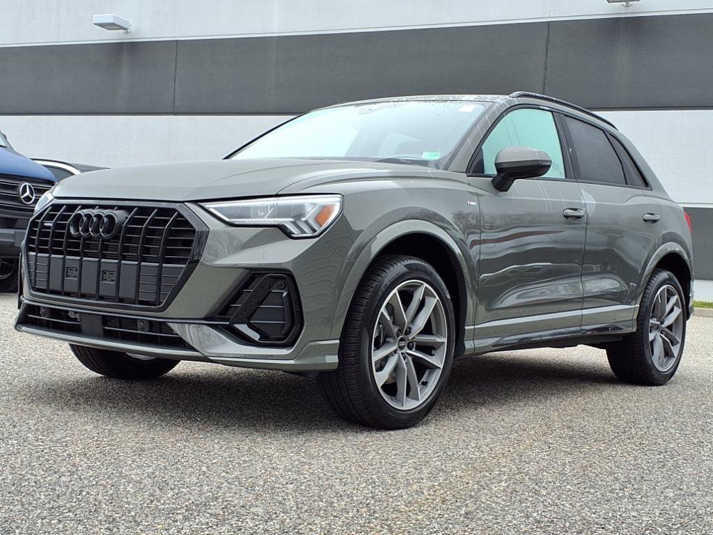 Used 2025 Audi Q3 2.0T Premium AWD/4WD image 1