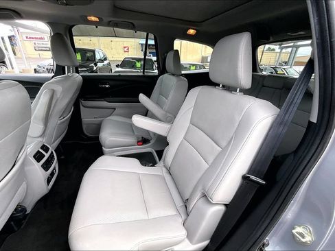 Used 2020 Honda Pilot Elite image 37