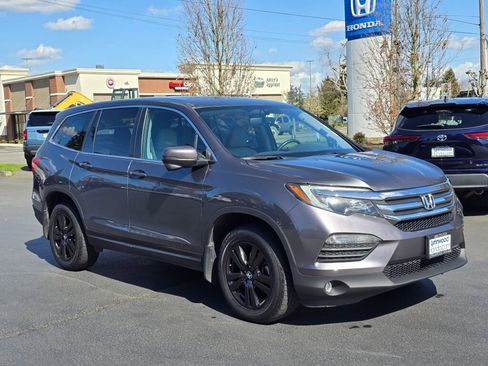 Used 2017 Honda Pilot EX-L image 14