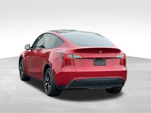 Used 2023 Tesla Model Y Long Range image 5
