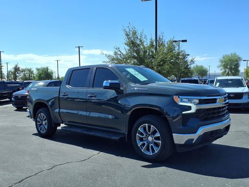 Used 2026 Chevrolet Silverado 1500 LT w/ Leather Package AWD/4WD image 8