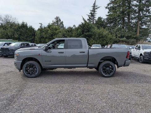 New 2026 RAM 2500 Big Horn AWD/4WD image 4