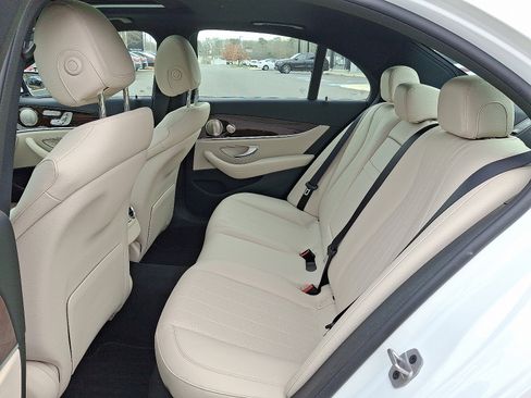 Certified 2023 Mercedes-Benz E 450 4MATIC Sedan image 10