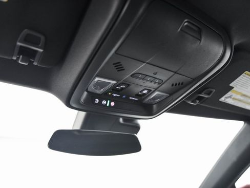 Used 2019 Cadillac XT4 Sport image 18