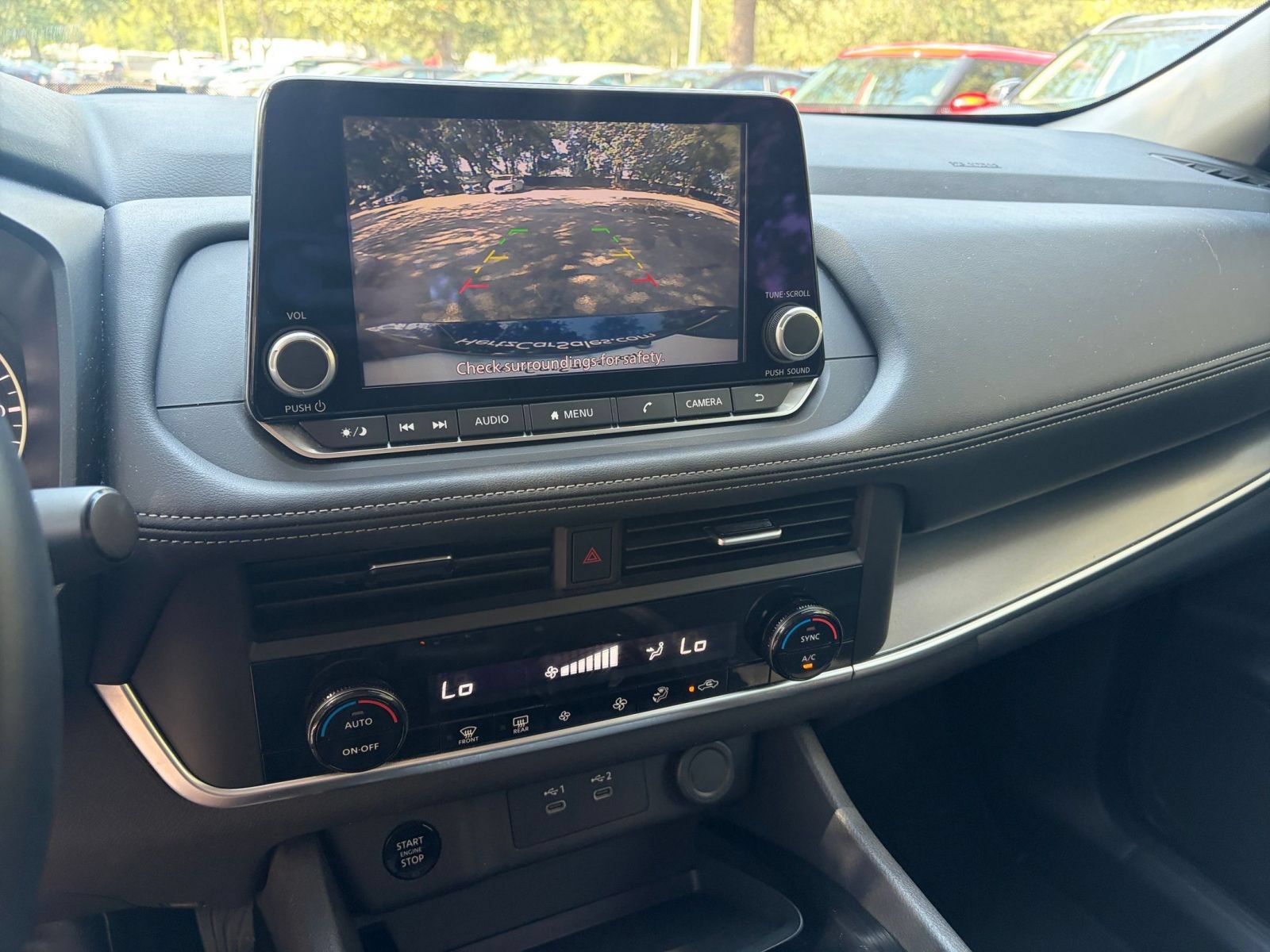 Used 2025 Nissan Rogue SV FWD image 16