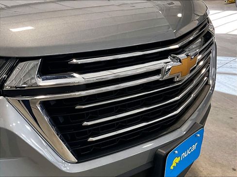 Used 2023 Chevrolet Traverse LT image 33