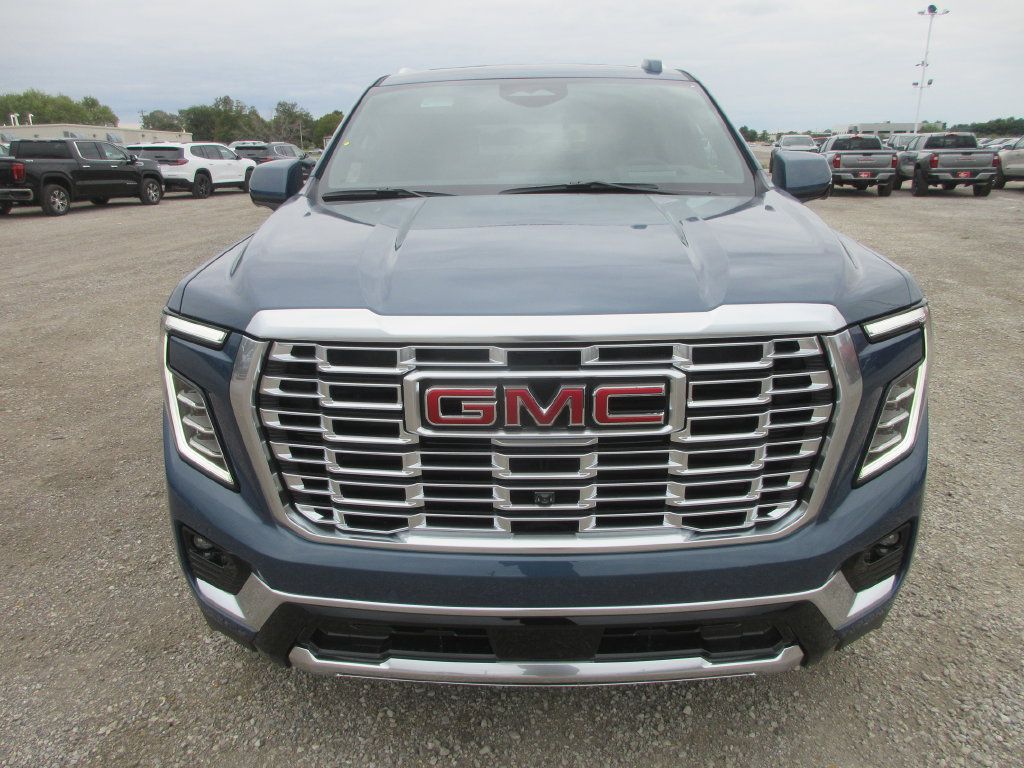 New 2027 GMC Yukon Denali w/ Denali Reserve Package AWD/4WD image 10
