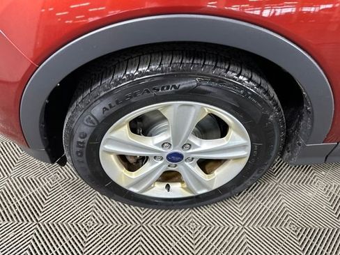 Used 2015 Ford Escape SE image 10