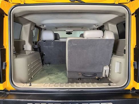 Used 2004 HUMMER H2 w/ Preferred Equipment Group AWD/4WD image 16