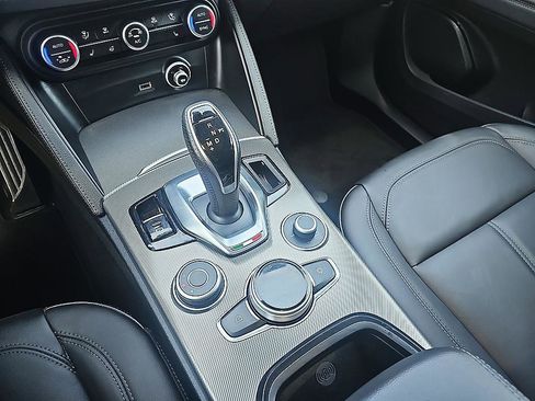 Used 2024 Alfa Romeo Stelvio Ti w/ Active Assist Plus Package AWD/4WD image 28