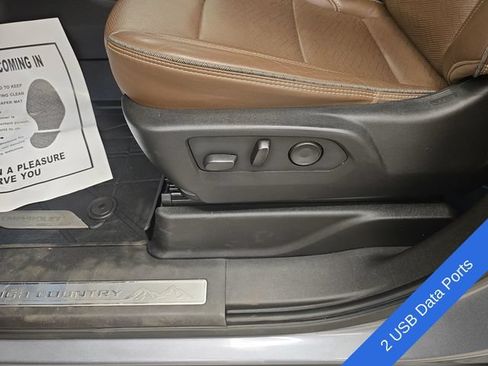 Used 2021 Chevrolet Tahoe High Country AWD/4WD image 41