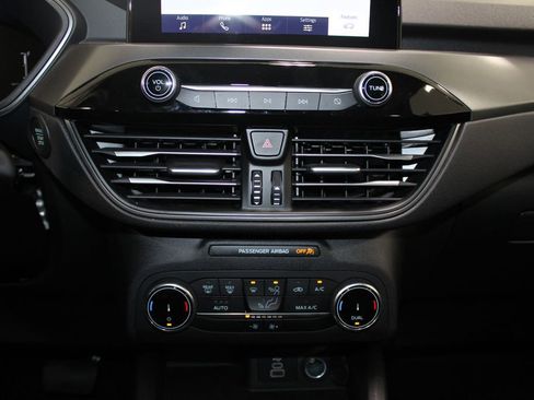 Used 2025 Ford Escape Active image 48