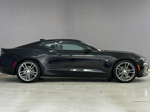 Used 2021 Chevrolet Camaro LT w/ RS Package RWD image 7