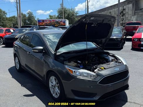 Used 2016 Ford Focus SE FWD image 38