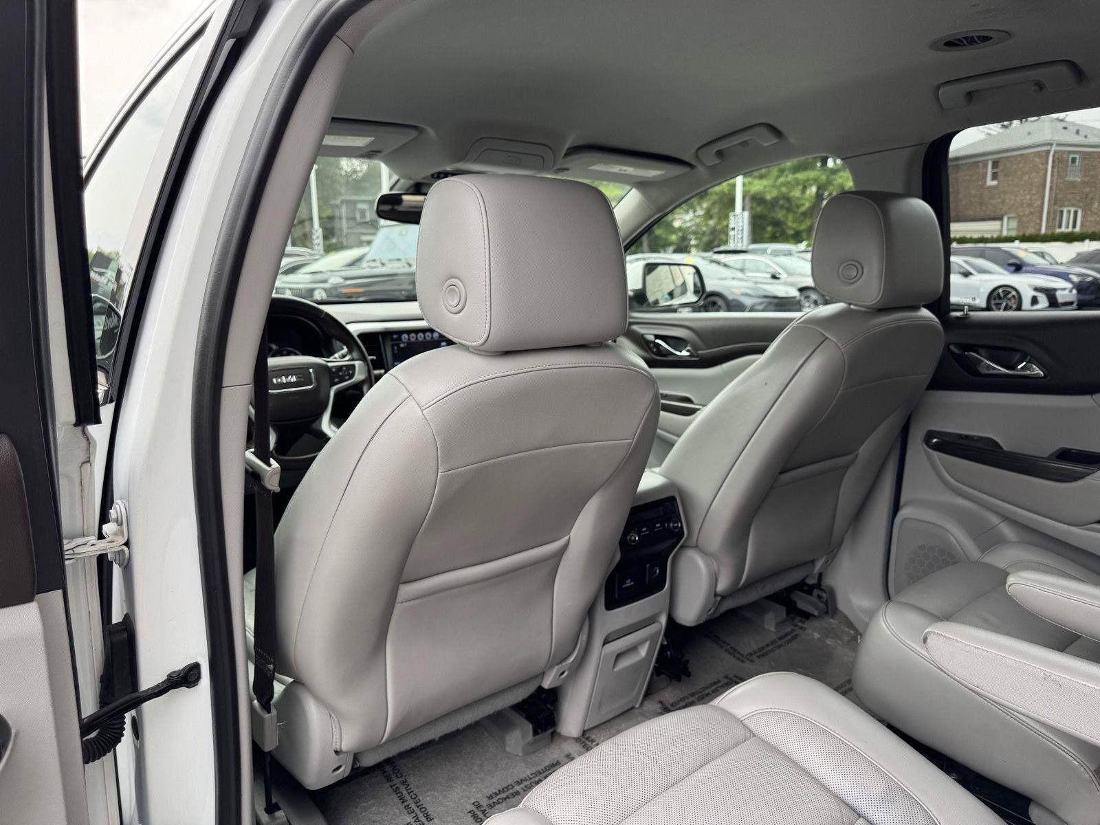Used 2019 GMC Acadia SLT FWD image 26