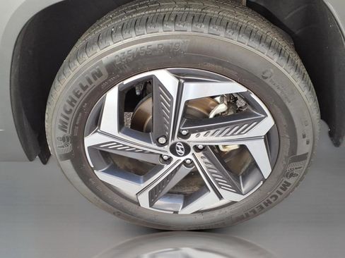 Used 2024 Hyundai Tucson Limited AWD/4WD image 7