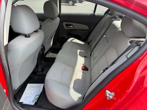 Used 2014 Chevrolet Cruze LT FWD image 8