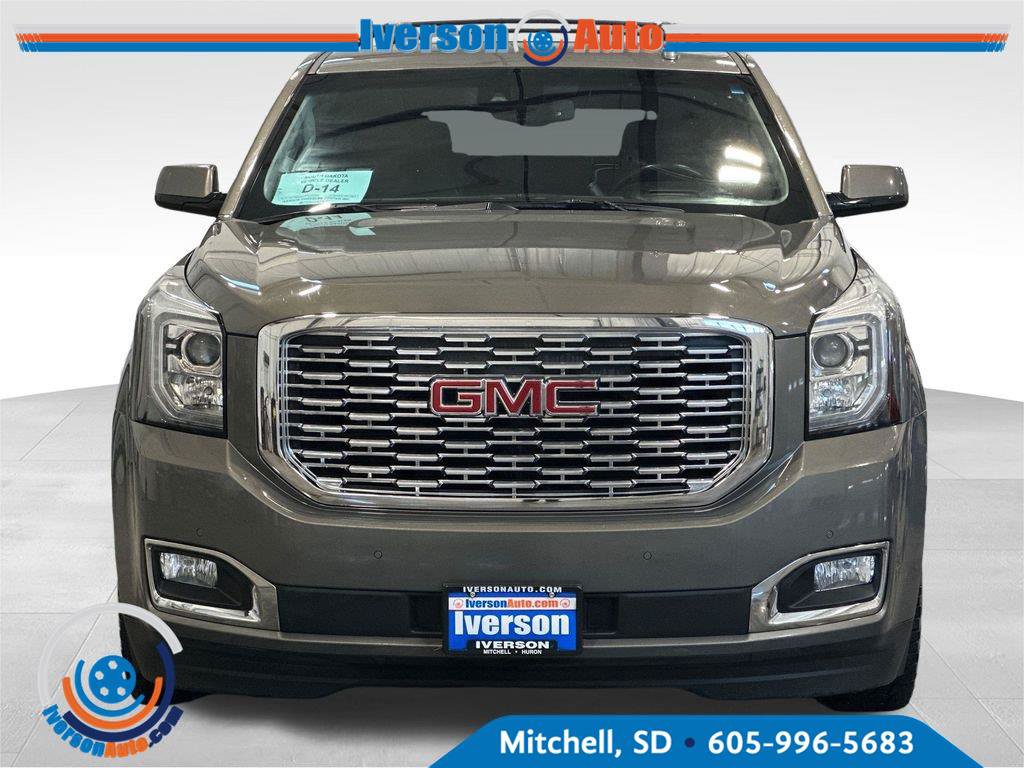Used 2018 GMC Yukon Denali w/ Denali Ultimate Package AWD/4WD image 3