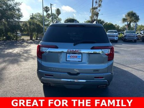 Used 2023 GMC Acadia Denali w/ Denali Ultimate Package FWD image 5