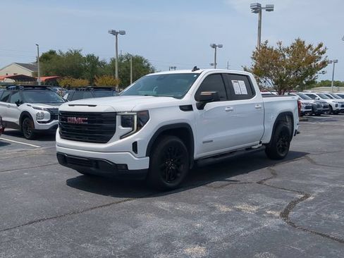 Used 2023 GMC Sierra 1500 Elevation AWD/4WD image 2