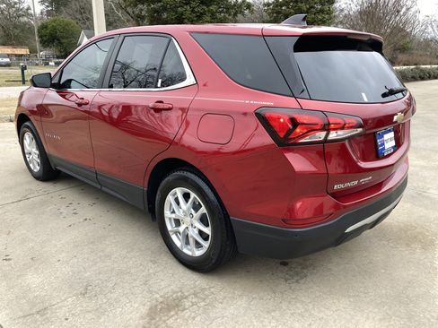 Certified 2024 Chevrolet Equinox LT image 8