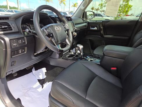 Used 2023 Toyota 4Runner TRD Off-Road Premium w/ Moonroof Package AWD/4WD image 26