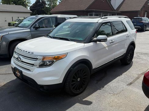 Used 2014 Ford Explorer Limited w/ Equipment Group 302A AWD/4WD image 1