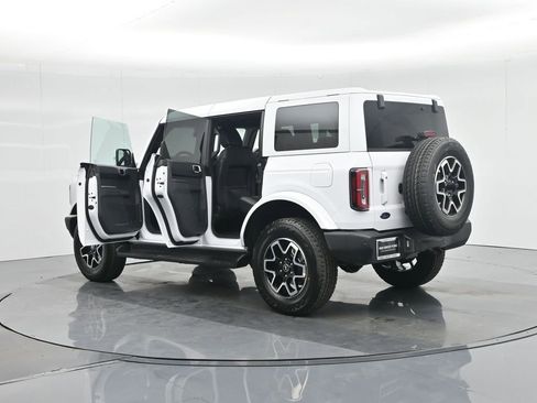 New 2025 Ford Bronco Outer Banks image 29