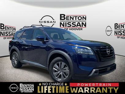 Used 2024 Nissan Pathfinder SV w/ Black Appearance Package