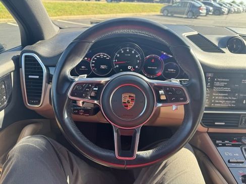Used 2019 Porsche Cayenne image 20