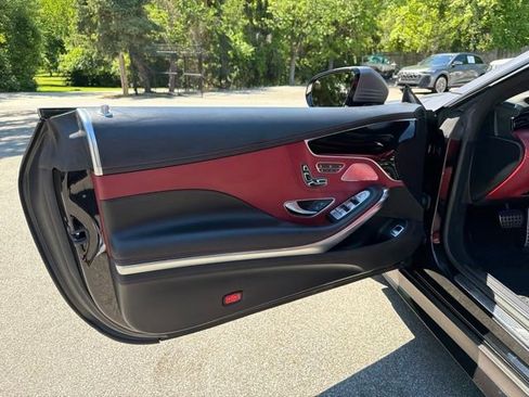 Used 2016 Mercedes-Benz S 63 AMG 4MATIC Coupe image 20