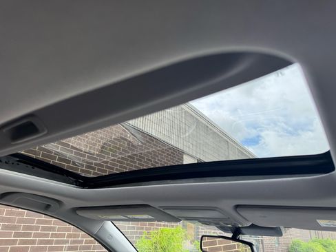 Used 2017 Honda CR-V EX-L image 16