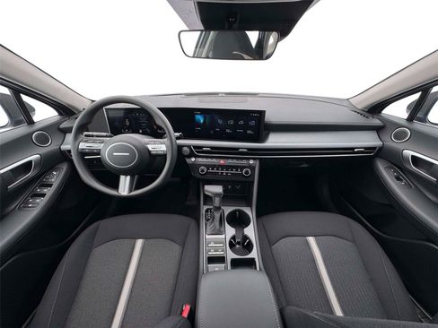 New 2026 Hyundai Sonata SE FWD image 32