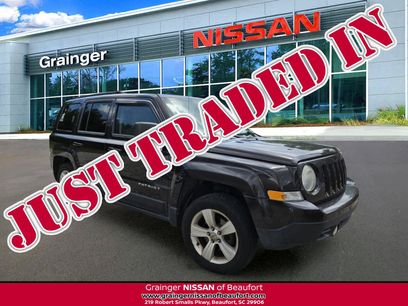 Used 2014 Jeep Patriot Latitude w/ Sun/Sound Group