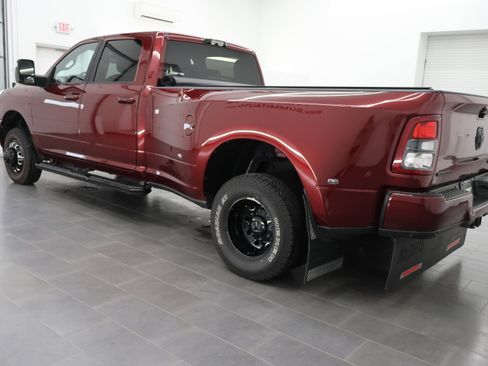 Used 2024 RAM 3500 Big Horn w/ Night Edition AWD/4WD image 5