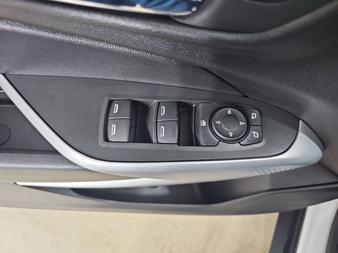 Certified 2024 Chevrolet Trax LS w/ LS Convenience Package FWD image 32