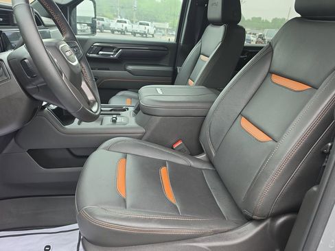 Certified 2024 GMC Sierra 2500 AT4 w/ AT4 Premium Plus Package AWD/4WD image 12