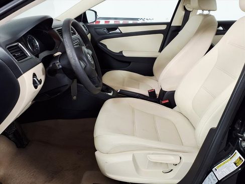 Used 2012 Volkswagen Jetta SE image 19