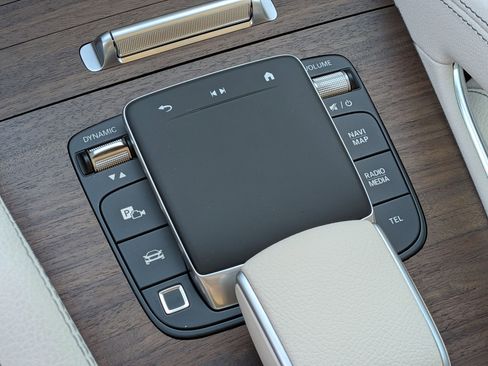 New 2026 Mercedes-Benz GLE 450 4MATIC image 26