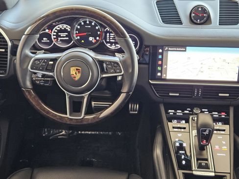 Certified 2022 Porsche Cayenne S image 25