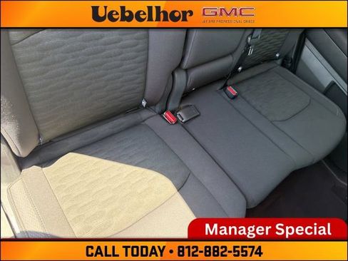 Used 2025 Nissan Pathfinder SV AWD/4WD image 6