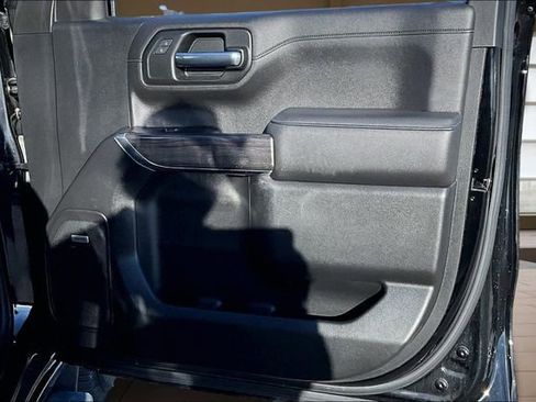 Used 2019 Chevrolet Silverado 1500 LTZ w/ LTZ Premium Package image 25